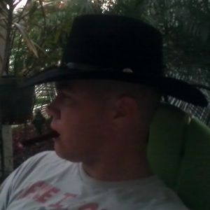 Meet your Posher, Justin